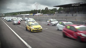 Clio Cup FR | Quench your thirst of racing with the season's best performances in Clio Cup | Renault Clio Series