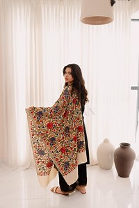 Pashmina Kashmiri Aari Embroidery Scarf, Embroidered Kashmiri Shawl, Winter Wrap, Christmas Gift - Etsy