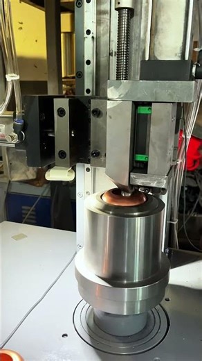 Automatic grooving machine