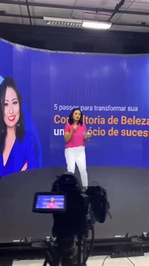 Neide Carvalho | Hoje é um dia muito especial o dia dos Professores, aqueles que doam seu conhecimento para que o mundo seja cada vez melhor! Umas das... | Instagram
