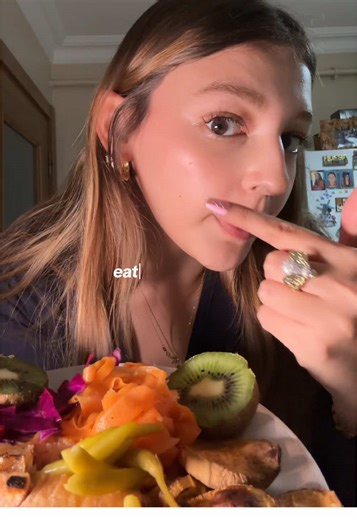 sizi healthy mukbanglere alıstırıcam... #whatieat *reklam cr @danicolexx