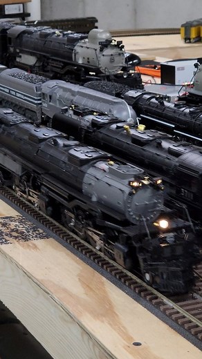 2-Rail Nation on Instagram: "Back to running some steam! MTH 2-rail O scale Union Pacific Big Boy, MTH Union Pacific Challenger. Sitting to the side are two MTH NYC Dreyfuss and J1e Hudsons. #2railoscale #2railnation #modeltrains #modelrailroad #trains #steam #steamengine #steamlocomotive #railfanning #trainstagram #unionpacific"