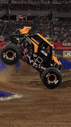 ORLANDO!! The action never stops 😎🤘 #MonsterJam #monstertrucks #monstertruck #Orlando