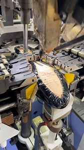 Tknowell Machine #Computerized Automatic Side &Heel Lasting Machine WeChat/WhatsApp ID: 008617825096959 | Alec Zheng TknowellMac