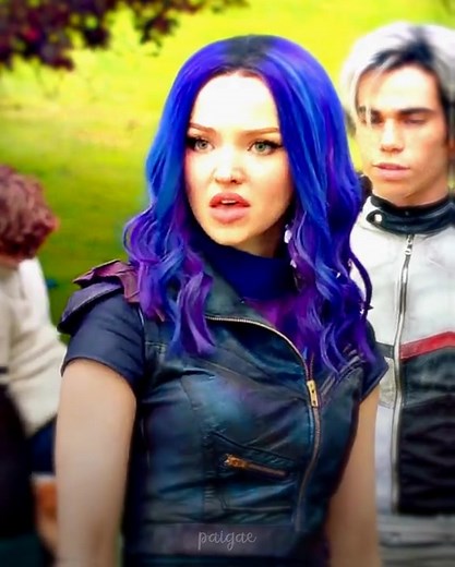 hate this sm. #descendants #descendants2 #descendants3 #descendantsmovie #aftereffects #paigae #disneyedit #disney #virall #viralvideo #xyzbca #viral #ae #foryou #mal #maldescendants