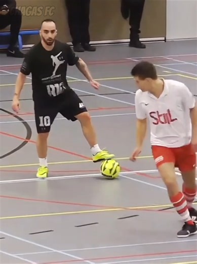 Futsal Skills Showcase: Ricardinho and Falcao Highlights