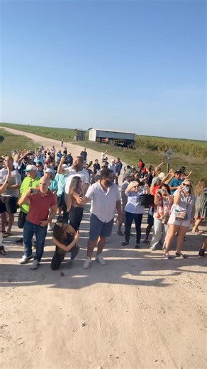 143K views · 648 reactions | Best part of the trip Sugar Express U.S. Sugar #train #clewiston #maxspeed #reels #FBVIDEO | The Hughley’s | Facebook