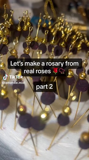 Tutorial de rosario hecho a mano con rosas