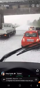 238K views · 753 reactions | Voie express à l'arrêt suite au gros orage qui a touché les secteurs entre Brest et Landerneau ! Soyez prudents, d'autres cellules s'activent notamment vers Morlaix, Landivisiau, et à la frontière nord29/nord 22! https://www.facebook.com/share/v/1BXoFQ94zm/ | Brest Info | Facebook