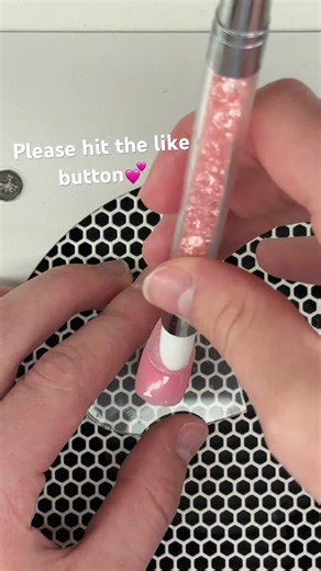 Button nail tutorial!💕 #nailart #nailtutorial