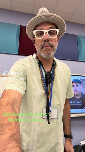 Puerto Rican Sicá Bomba Rhythm on Djembes in Class