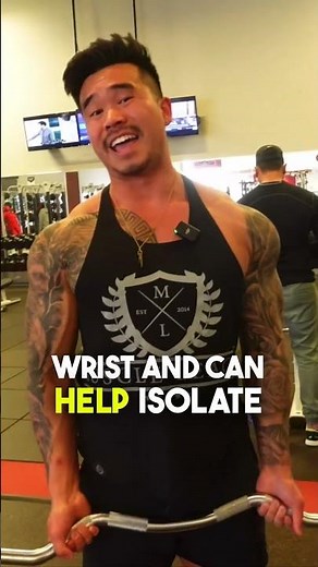 Straight Bar Or Ez Curl Bar? Which One Should You Use?