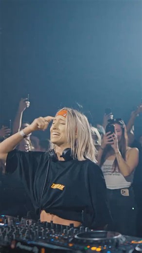 Club Techno on Instagram: "✘ Novah with this crazy mashup 🙌🔥 @novah.music → Follow @club.techno for daily drops like this 🎛️"