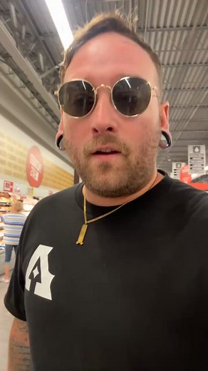 “Treat” #groceryshopping #hyvee #ambitionwear #ambition #itssmokingtime #SonyFX30 #bambamvisions #stoner #funnymoments #dreambigger #reels #Wisconsin #letsgo #funnyreels #beingme #hahahahahahahaha | Bam Bam Visions