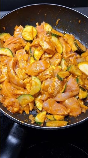 Curry Hühnchen mit Zucchini #food