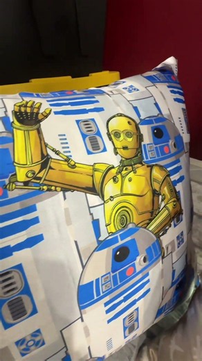 Kitsch Star Wars Satin Pillowcase Set Featuring Darth Vader R2-D2 C-3PO & Rebel Alliance #StarWars