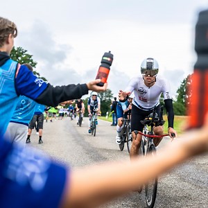 Good News von Powerbar: Die finalen Sorten für das Rennen 2025 stehen fest – und ihr hattet dabei ein Wörtchen mitzureden! Für den DATEV Challenge Roth 2025 bleibt vieles beim Bewährten – aber mit einem kleinen Update, das ihr euch gewünscht habt. 💡 In der After-Race-Umfrage habt ihr euch zur besseren Unterscheidung ein neues Koffein-Gel gewünscht. Powerbar hat geliefert. Alle Infos und ein neues Testpaket auf unserer Webseite. --- Good news from Powerbar: the final product selection for the 20