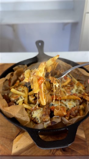 181K views · 163 reactions | What if Ireland came up with the idea of Loaded Fries?! #loadedfries | Tasty | Facebook
