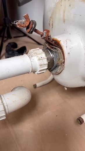 93K views · 269 reactions | How to plumb a basin waste without silicone! | Plumbing work | Facebook