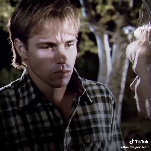 literally me #fridaythe13ththegame #tommyjarvisedit #tommyjarvis #tommyjarvis #tommyjarvisf13 @🎃🍁•𝒅𝒂𝒅𝒅ᵞ₥ⲩ𝖾𝚛𝖘•🍁🎃 CR:@ぼjommy tarvisじ