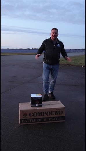 Har du styr på hvad forskellen er på et alm. batteri og et compound? 🤔 Hvis ikke - så se med her, hvor Jesper forklarer 🤓 #krudt #fyp #foryoupage❤️❤️ Produceret af @KrudtkanalenDk🎆