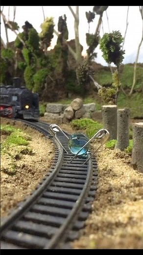 MODEL TRAIN CRASH Test with a Glass Ball😱