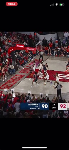 Dawgs win in OT. #GoDawgs #HoopDawgs #StegemanColiseum #DawgNation