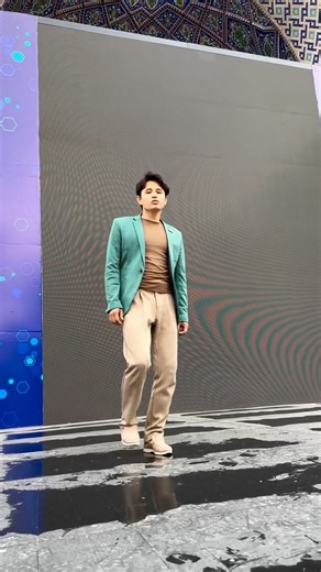 Yusuf Iltayev on Instagram: "XFaktorga bordim umid bilan Lekin u yerda meni eshitishni, tinglashni xohlashmadi. Men o’zim yozgan ashulamni aytmoqchi bo’ldim. Birovnikini yurakdan ayta olmayman shuning uchun o’zimnikini aytay dedim . Ular so’zlarimni bir tiyinga olishmadi, Na Ibrohim aka na Munisa Opa na Shahriyor aka na Jasmina meni tinglashmadi. Eskilar aytadi qadring yo’q joydan qochgin deb. Mayli Olloh bilguvchiroq. Men o’z so’zim va o’z qo’shiqlarim bilan elga tanilmoqchiman. Qolganiga esa x