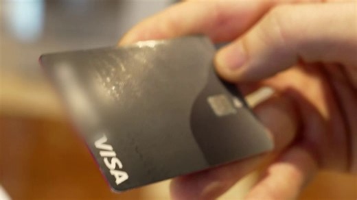 Attention aux "nouvelles cartes bancaires" distribuées avec un QR code dans votre boîte aux lettres, c'est une arnaque