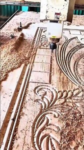 The process of carving wood using an automatic machine