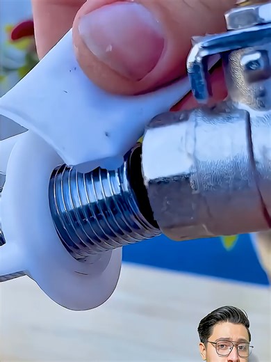 [Mano de Obra] Como cuando el plomero hace la instalacion con un globo#shorts #fyp #viral