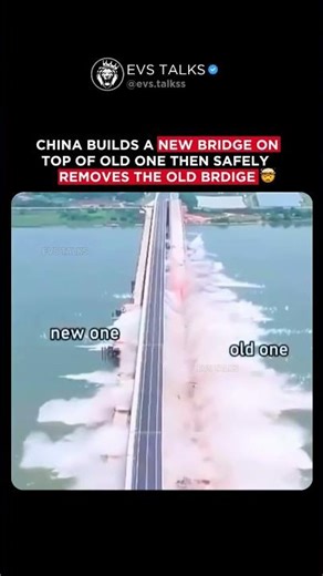 🇨🇳 China Builds New Bridge Over Old 🌉 | Then Removes the Old One 🤯