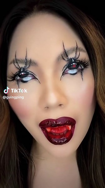 Stunning Halloween Costume Ideas