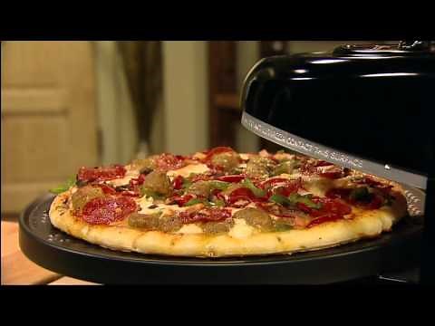 Presto® Pizzazz® Plus rotating pizza oven