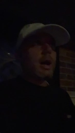 Feeling Frisky outside朗#fyp#nyc#erl#season#cold #brooklyn #newjersey #staten #manhattan #peace #love#family | Giusse AllDay | Facebook