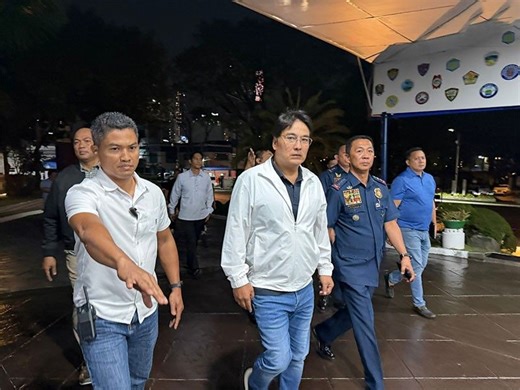 Revilla surrenders at Camp Crame