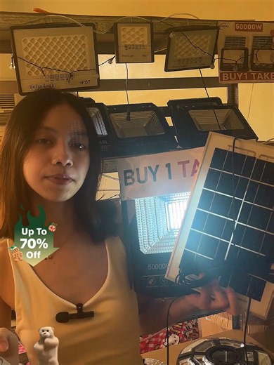 Solar charging, walang bayad sa kuryente buong taon#emergencysolarlight #solarlights #solarlight #buhaytiktokaffiliate #tiktokaffiliate #tiktokshop #jeffreysolitario