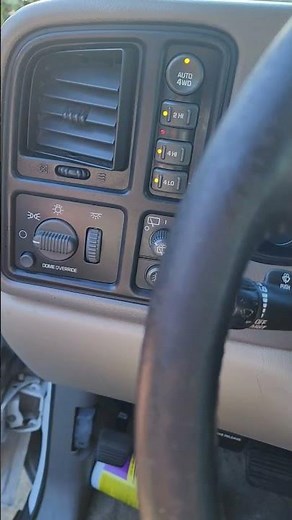 2001 chevy tahoe won't start!! any ideas?!?!? it has gas and battery is fully charged....