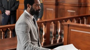 Serialul dramă Pe viață (For Life), din 12 aprilie, la AXN. Drumul de la o condamnare pe viață la o carieră în avocatură