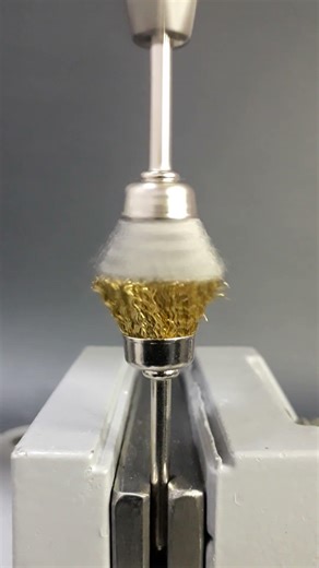 Testei fazer fricção usando escova de aço part11 #experiment