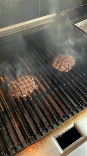 The55thking (@the55thking)’s videos with Flava in Ya Ear (feat. Notorious B.I.G. and Rampage) [Greatest Hits Version] - Craig Mack