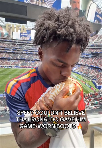 ONLY TWO IN THE WORLD 🤯🤯 @IShowSpeed #worldcup #ronaldo #ishowspeedclipz #speed #sports