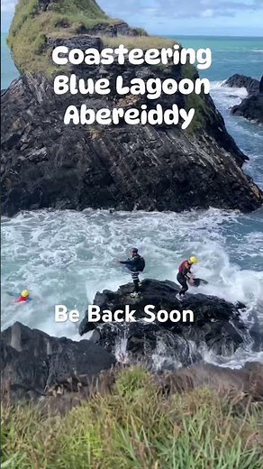 Coasteering - the ultimate coastal adventure at the blue Lagoon Abereiddy, #muukadventures #coasteer