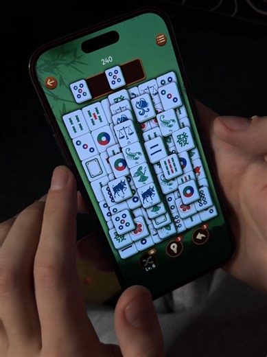 Vita Mahjong: 5 Minutes for Men, Forever for Girls