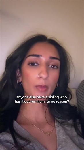 lmk bc I can’t be the only one #browntok #siblingrivalry #pakistani #fypシ