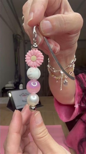 Pink Flower Bookmark 🌸 Elegant Handmade Gift That Sparkles | Beads & Glimmer #shorts