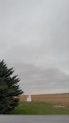 You guys like the strobe rockets? #iowapyros #rockets #strobe | Pyro Talk