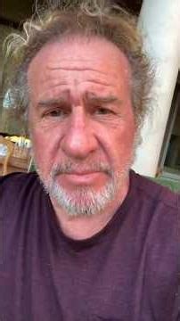 Sammy Hagar Shows His Support for David Lee Roth