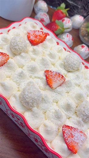 Quick coconut 🥥 tiramisu recipe #ContinentalFood #ForYou #tiramisu #coconut #foryoupage #ytshorts