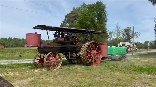 RT @TheShawnHendrix: So apparently, you can power a steam engine with an air compressor.  This is a 1923 Minneapolis Steam tractor. https:/…